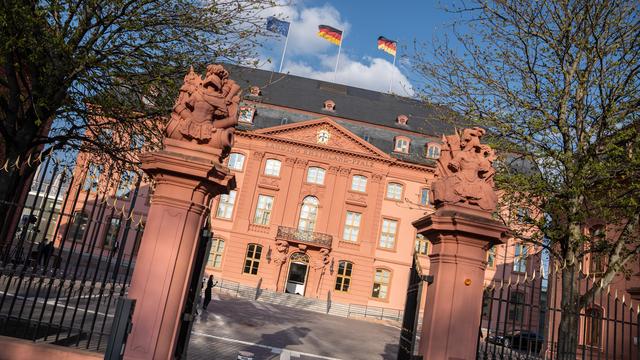 Landtagswahl in Rheinland-Pfalz: Endspurt bei Rheinland-Pfalz-Wahl – Enges Rennen erwartet