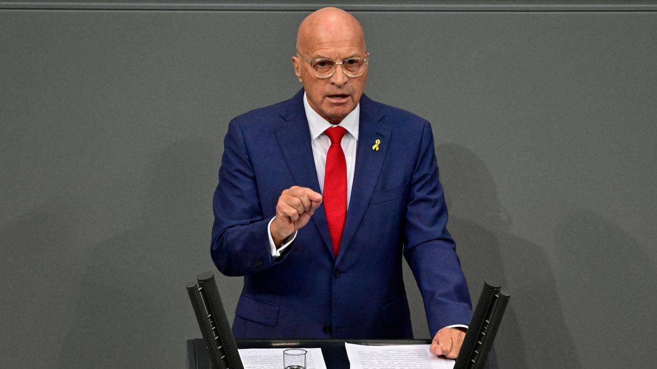 AfD: AfD-Verteidigungspolitiker Rüdiger Lucassen tritt zurück