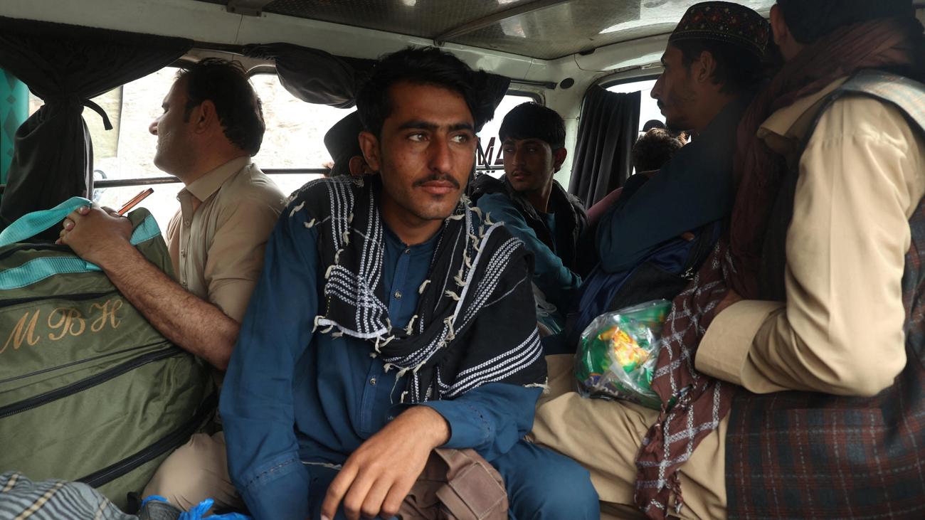 Afghanistan: Hunderte Afghanen klagen gegen Entzug von Aufnahmezusagen