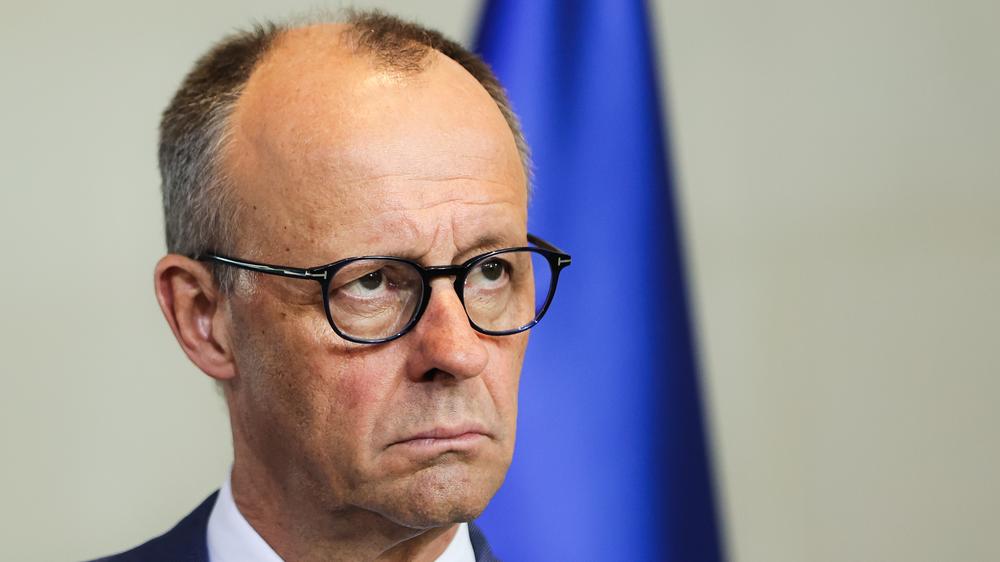 Bundesregierung: Der Bundeskanzler Friedrich Merz ist mit seiner Koalition nicht zufrieden.