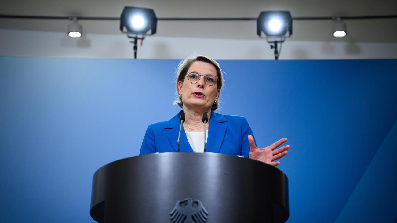 Digitale Gewalt: Können sich Betroffene bald besser gegen Deepfake-Pornos wehren?