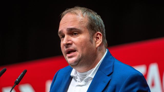 Bild: Spritpreise: SPD fordert wegen hoher Spritpreise Direktzahlung an Geringverdiener 