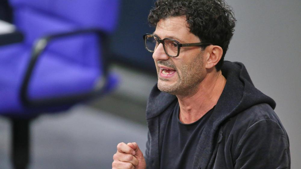 Parteispitze der Linken: Luigi Pantisano, Kandidat für den Vorsitz der Linken, im Januar im Bundestag