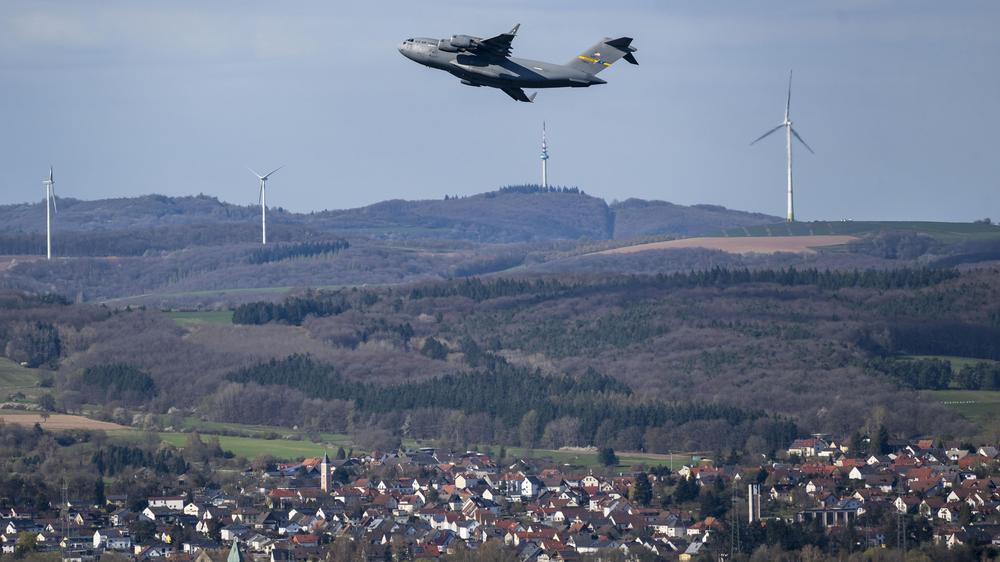 Iran-Krieg: Die US-Militärbasis Ramstein (Rheinland-Pfalz) ist ein Knotenpunkt für militärisches Material auf dem Weg in den Nahen Osten.