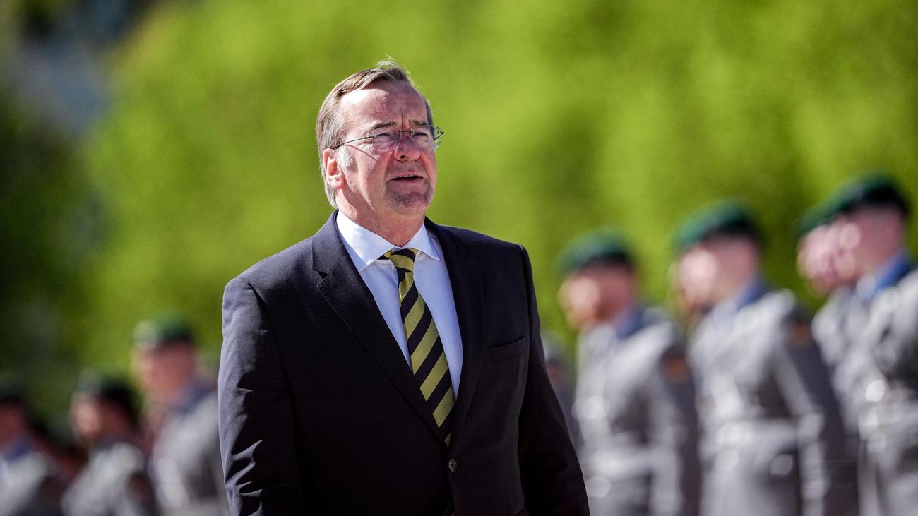 Auslandsaufenthalte: Pistorius räumt Fehler im Wehrdienstgesetz ein