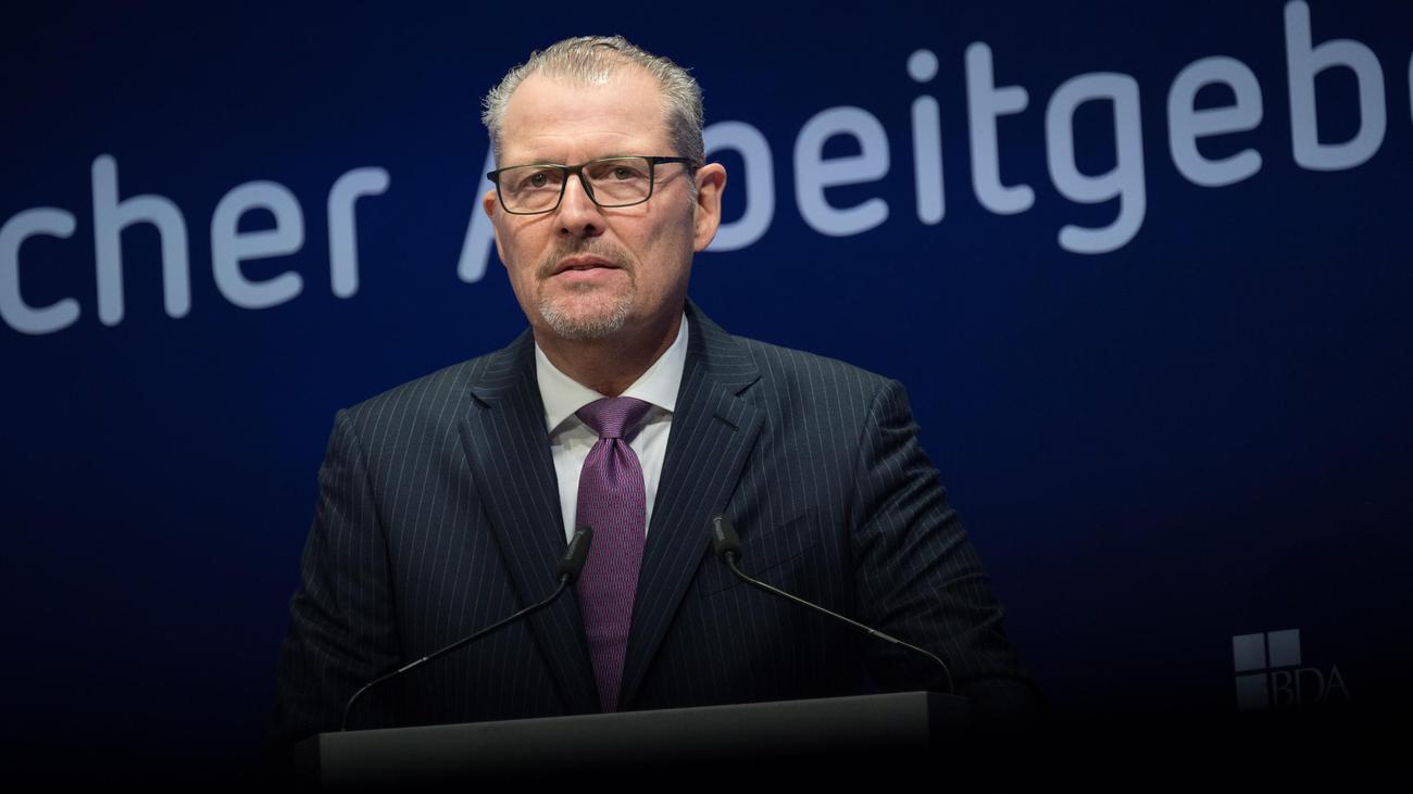 Debatte um Reformen: Arbeitgeberpräsident fordert mehr Reformbereitschaft von der SPD