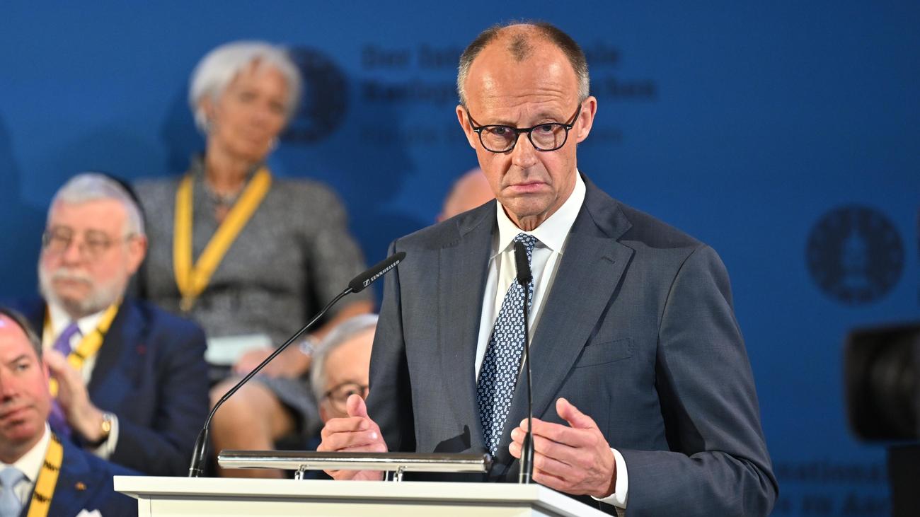Verleihung des Karlspreises: Friedrich Merz stellt sich gegen die Haushaltspläne der EU-Kommission