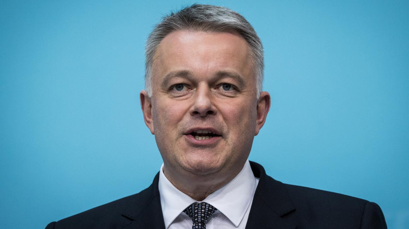 Rheinland-Pfalz: Gordon Schnieder ist neuer Ministerpräsident von ...