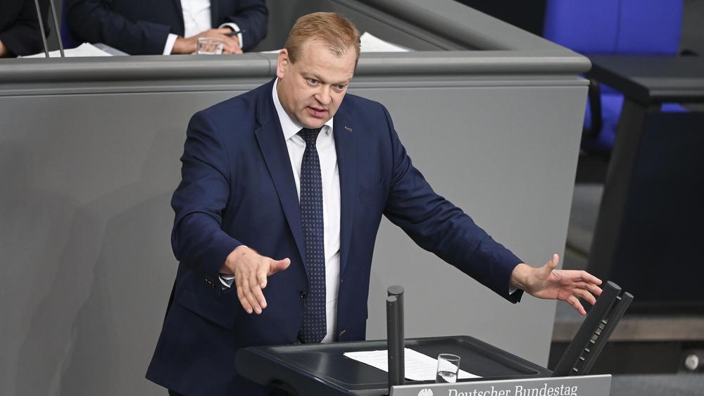 Pflegereform: »Wer Vermögen besitzt, muss zunächst eigenes Vermögen einsetzen, auch das Eigenheim, bevor die Gemeinschaft zahlt«, sagt Albert Stegemann.