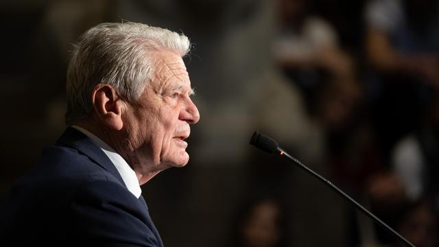 Joachim Gauck: Gauck fordert von Regierung mehr »Risikobereitschaft« und Mut