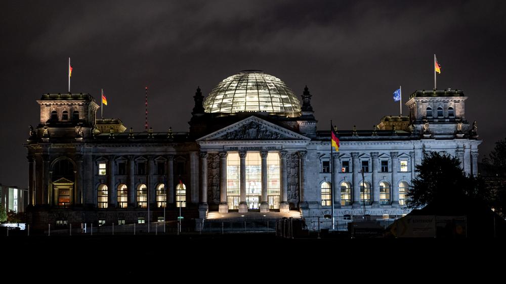  Die Gefahr eines Drohnenangriffs auf den Deutschen Bundestag steigt nach Ansicht von Bundesinnenminister Alexander Dobrindt (CSU).