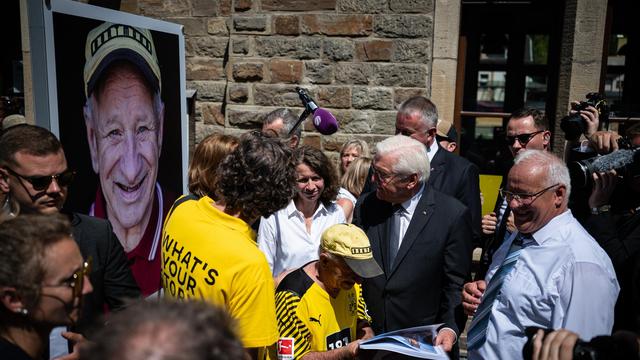 Flutkatastrophe im Ahrtal: Frank-Walter Steinmeier würdigt Solidarität nach Ahrtal-Katastrophe