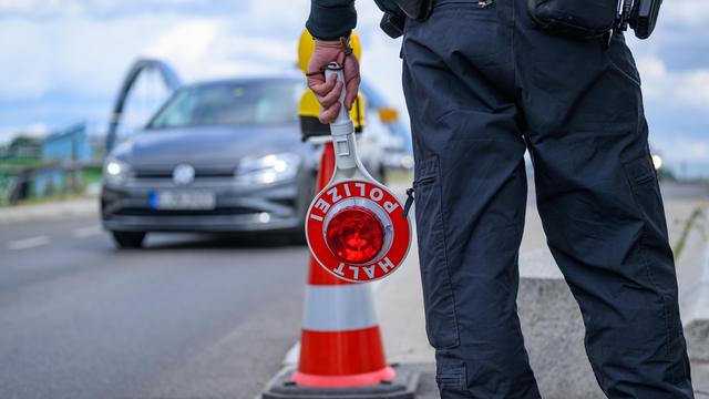 Migration: EU-Kommissar fordert den Abbau deutscher Grenzkontrollen