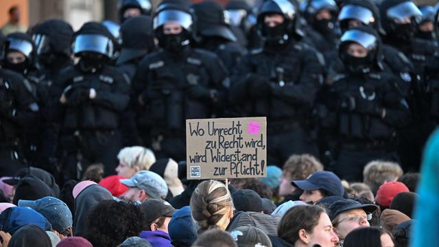Demonstrationen in Erfurt: Proteste gegen AfD-Parteitag verliefen überwiegend friedlich