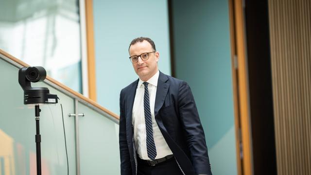 Leihmutterschaft: Jens Spahn will Unionsfraktion über seine Zukunft entscheiden lassen