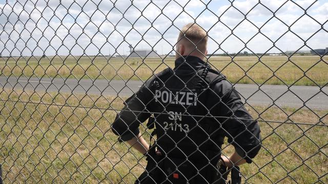Leipzig/Halle: Neuer Wachposten nach Drohnenvorfall am Flughafen Leipzig/Halle