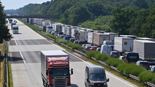Lkw-Fahrverbot an Sonntagen: BUND kritisiert Lockerung des Sonntagsfahrverbots für Lkw