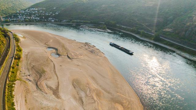 Niedrigwasser: Bilger und Wirtschaftsverbände suchen Auswege aus Niedrigwasserkrise