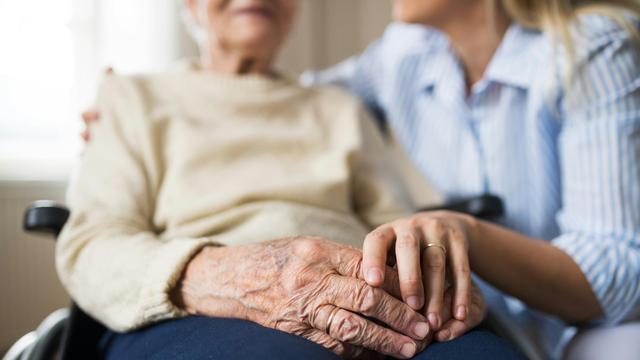 Rentenreform: SPD begrüßt Linnemanns Kurswechsel zu Renten für pflegende Angehörige