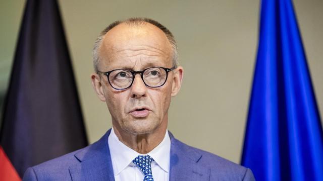 Umgang mit der AfD: Friedrich Merz sieht AfD-Verbotsverfahren weiterhin skeptisch