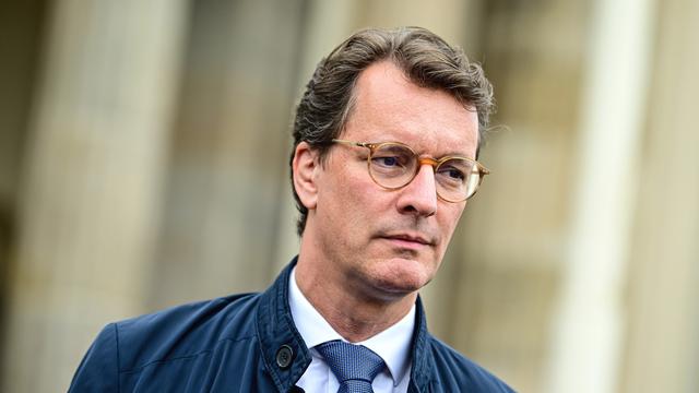 Verdacht des Rechtsextremismus: Wüst will verfassungsrechtliche Prüfung der AfD