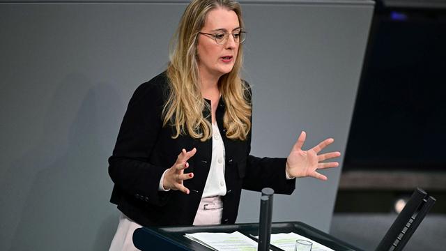 Haushaltsentwurf: Katharina Dröge fordert einen Prüfantrag für ein AfD-Verbot