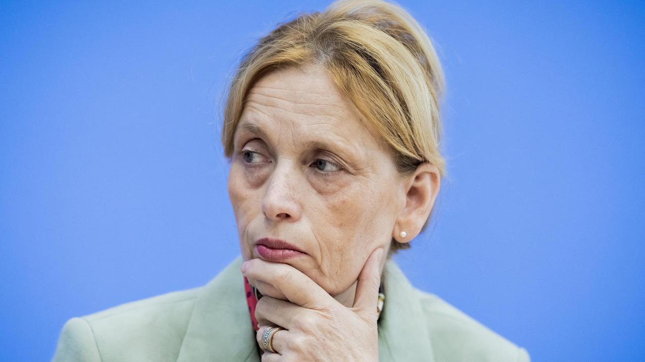Bildungsministerin: Karin Prien fordert Bundeskanzler zu mehr Empathie auf
