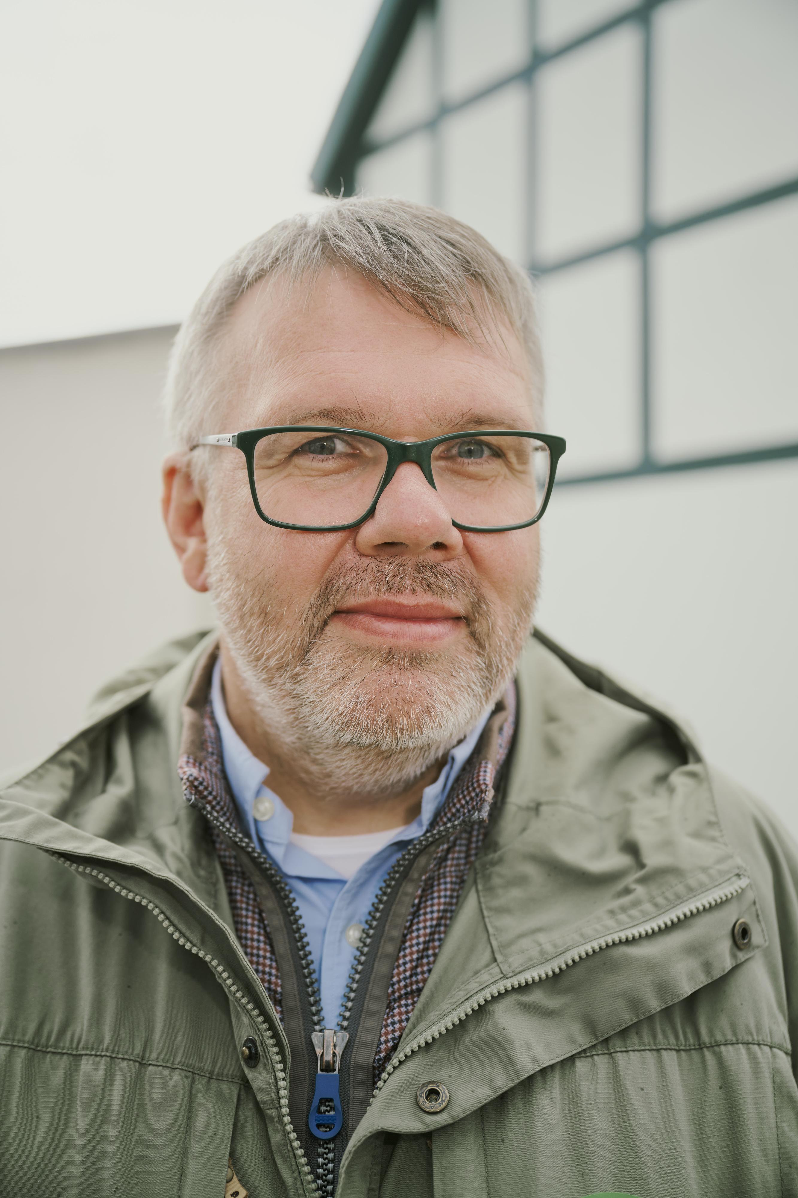 Demokratieprojekte in Sachsen-Anhalt: »Viele Lösungen, die Bund und Land anbieten, funktionieren hier einfach nicht.« René Schernikau ist Verbandsgemeindebürgermeister in der Altmark.