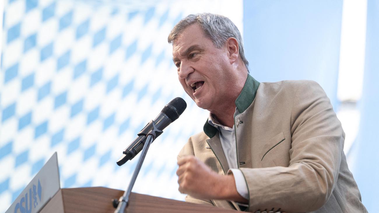 Volksfest Gillamoos: Markus Söder sieht Regierungsbildungsauftrag bei der AfD