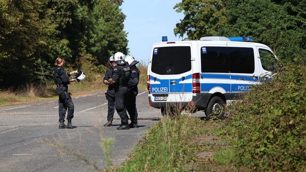 Hambacher Forst Polizei Großeinsatz Sabotage Stromnetz NRW