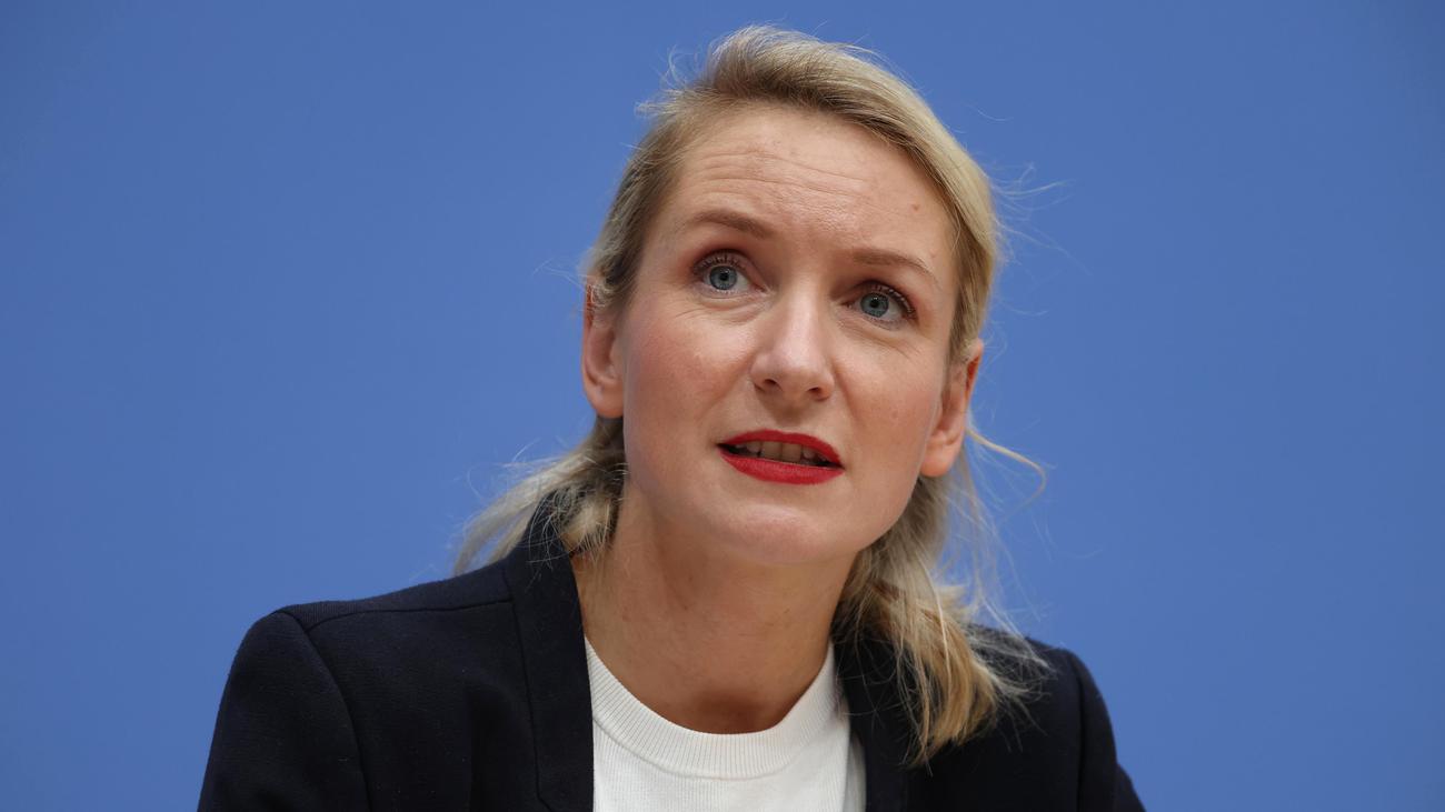 Ost-West-Ölpipeline: Schwerdtner fordert staatliche Maßnahmen gegen hohe Spritpreise
