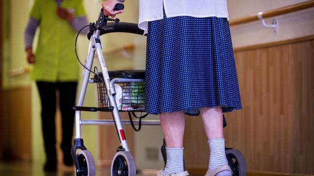 Pflegekosten: Kommunen kritisieren stark gestiegene Ausgaben für Pflegekosten