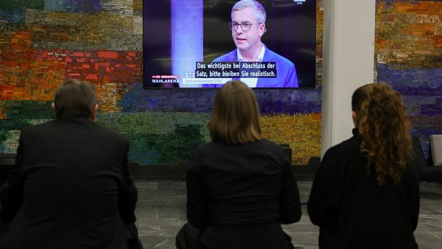 Wahlarena in Berlin: Stefan Evers fordert Lehren aus CSD-Anschlag
