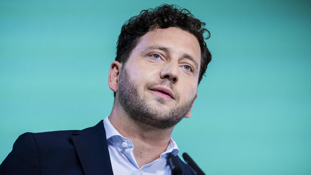 Jugendproteste: Banaszak hält Warnungen vor Jugendprotesten für voreilig