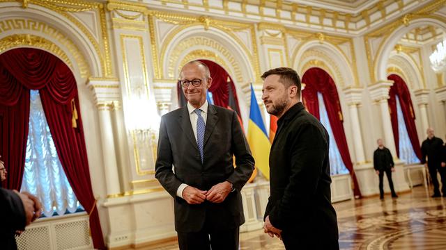 Friedrich Merz in Kyjiw : Merz betont deutsches Interesse an Ukraine-Hilfe