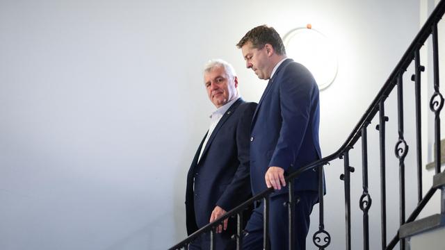 Bild: Sachsen-Anhalt: CDU-Abgeordneter will bei Ministerpräsidentenwahl im Saal bleiben