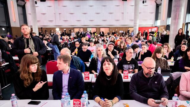 Berliner Linke stimmt für Aufnahme von Koalitionsverhandlungen