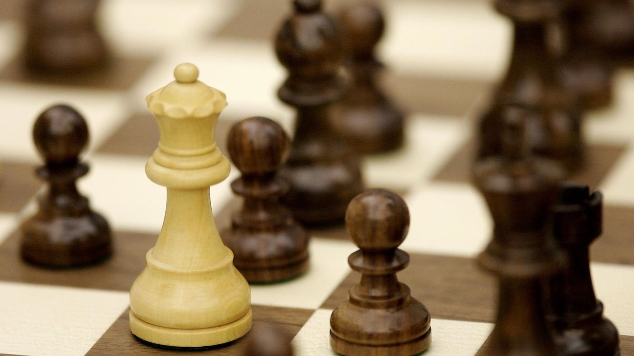 Play Chess Online For Free