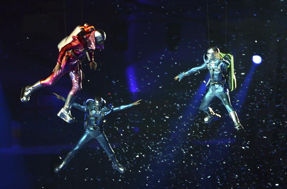 OlympiaEröffnung Die Bilder der 34MillionenEuroShow ZEIT ONLINE