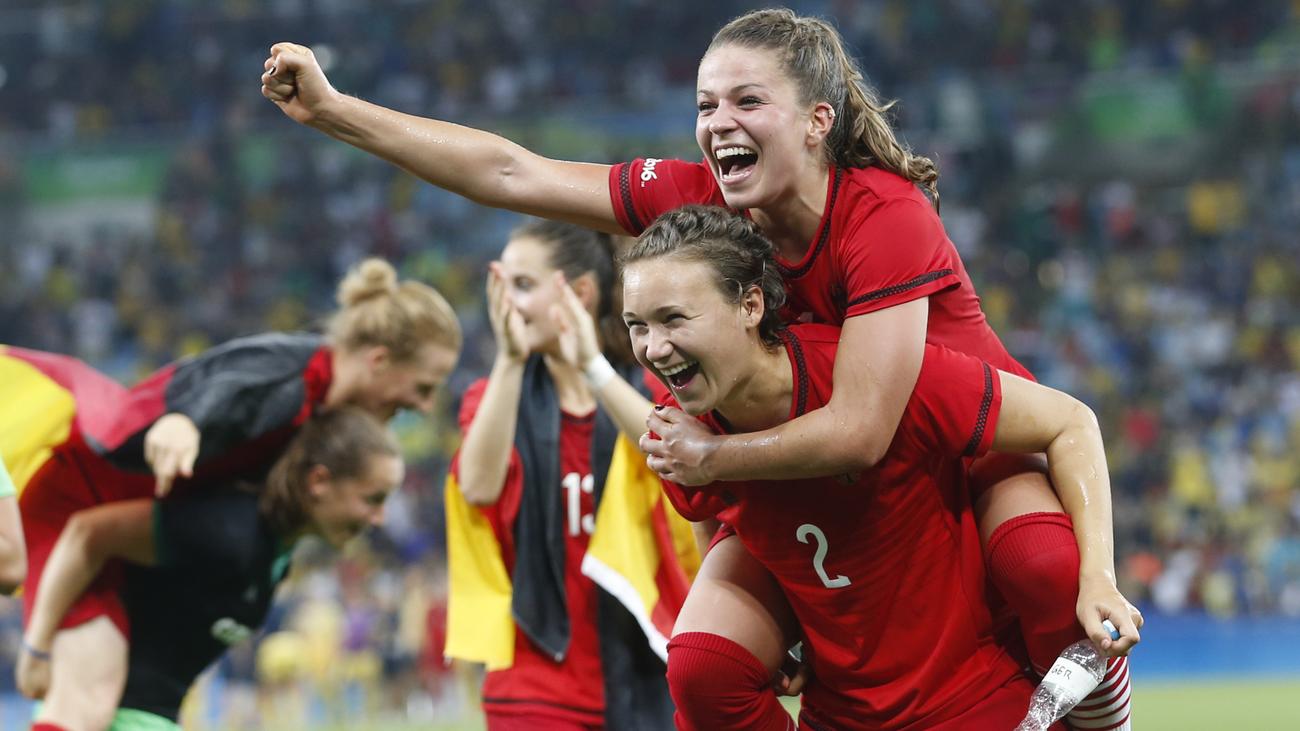 Olympische Spiele: Deutschlands Fußballerinnen holen ...