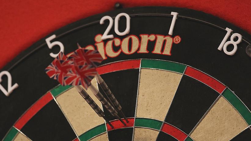 Darts Wm Van Gerwen Ist Darts Weltmeister 17 Zeit Online