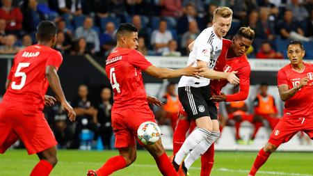 Landerspiel Deutschland Peru Aus Dem Grobsten Raus Zeit Online