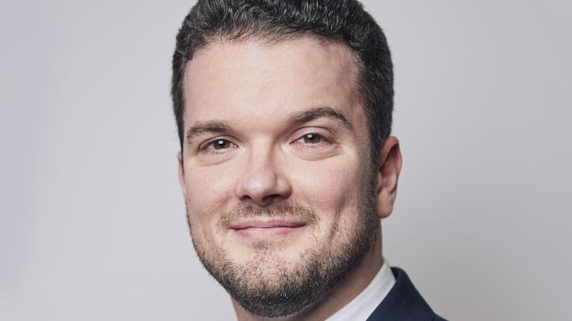 Gedächtnissport: Simon Reinhard, Jahrgang 1979, zählt zu den erfolgreichsten Gedächtnissportlern aller Zeiten. Niemand gewann so viele Turniere wie der Münchner. Er wurde mehrfach Weltmeister, Vizeweltmeister, Europameister und Deutscher Meister. Derzeit belegt Reinhard Rang drei der IAM-Weltrangliste und hält die Weltrekorde für das schnellste Einprägen von 80 Ziffern (16,85 Sekunden) und die meisten Ziffern in einer Minute (104). 