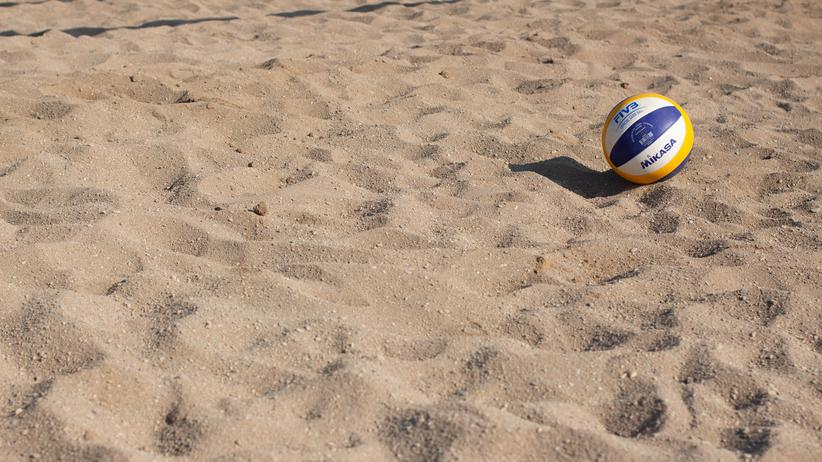 Beachvolleyball Wie Ball Uber Die Schnur Zeit Online