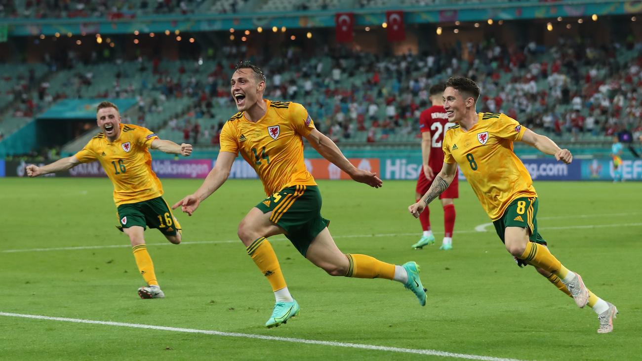 Fußball-EM: Wales gewinnt gegen die die Türkei | ZEIT ONLINE