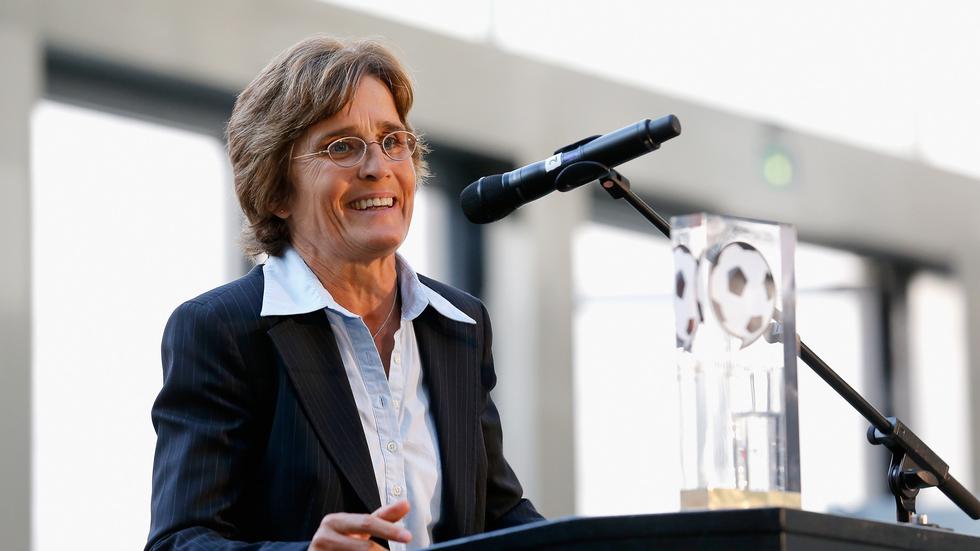 Frauenfußball Monika Staab trainiert erste FrauenfußballNationalelf