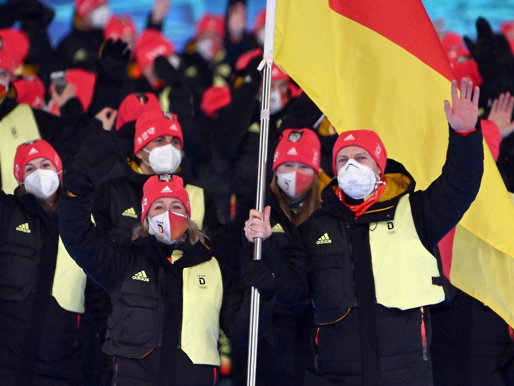 Eröffnungsfeier der Olympischen Winterspiele Im Namen der Schneeflocke