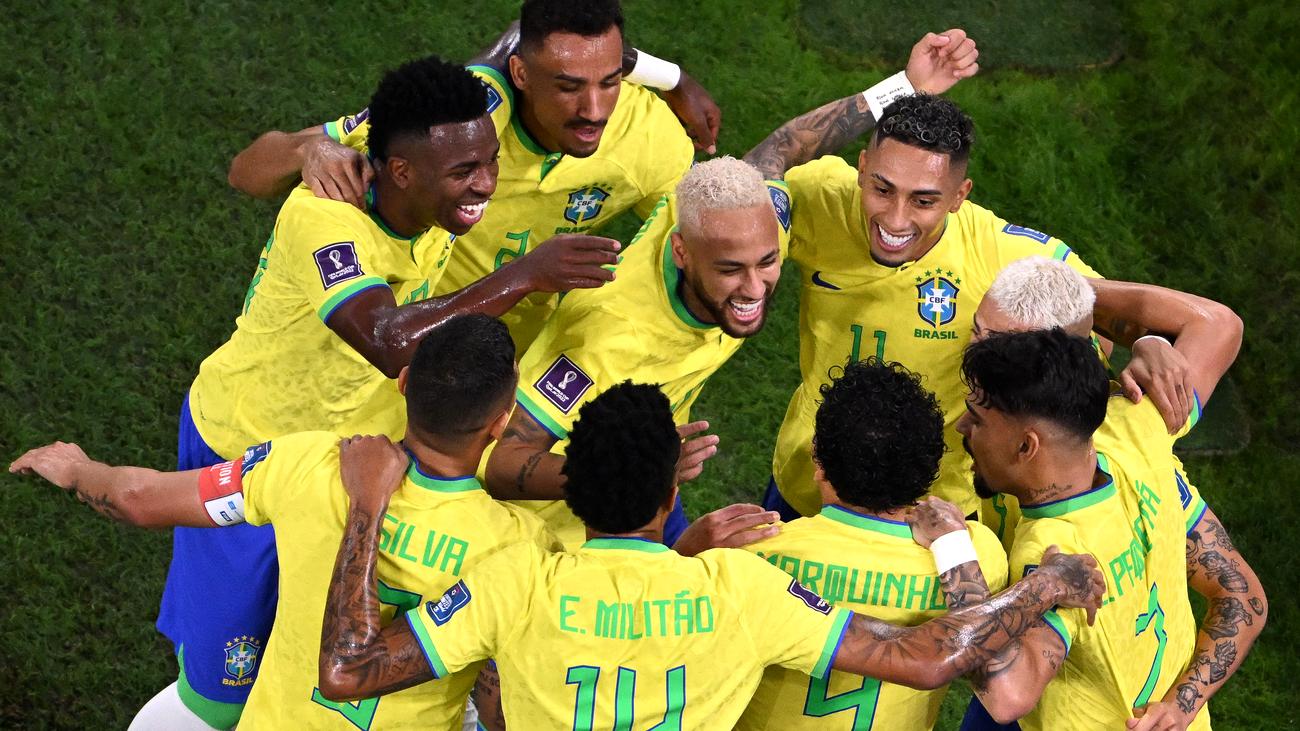 Fußball-WM in Katar Brasilien zieht nach Sieg gegen Südkorea ins Viertelfinale ein ZEIT ONLINE