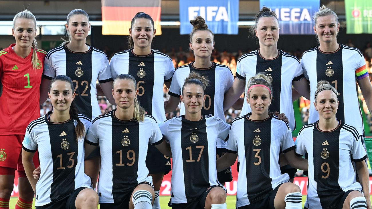 Fußball-WM 2023 23 Frauen und ein Baby ZEIT ONLINE