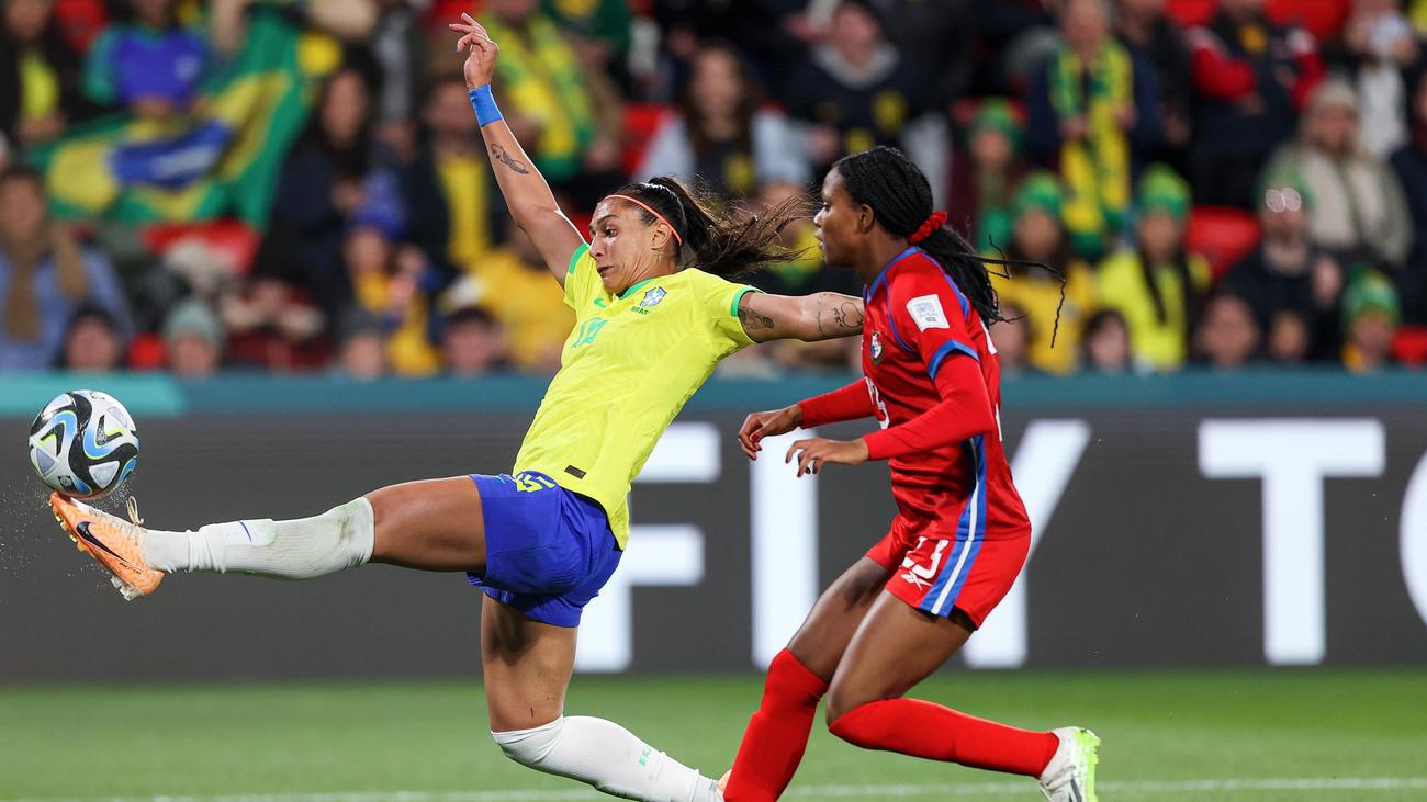 Fußball-WM der Frauen Brasilien gewinnt souverän gegen Panama ZEIT ONLINE